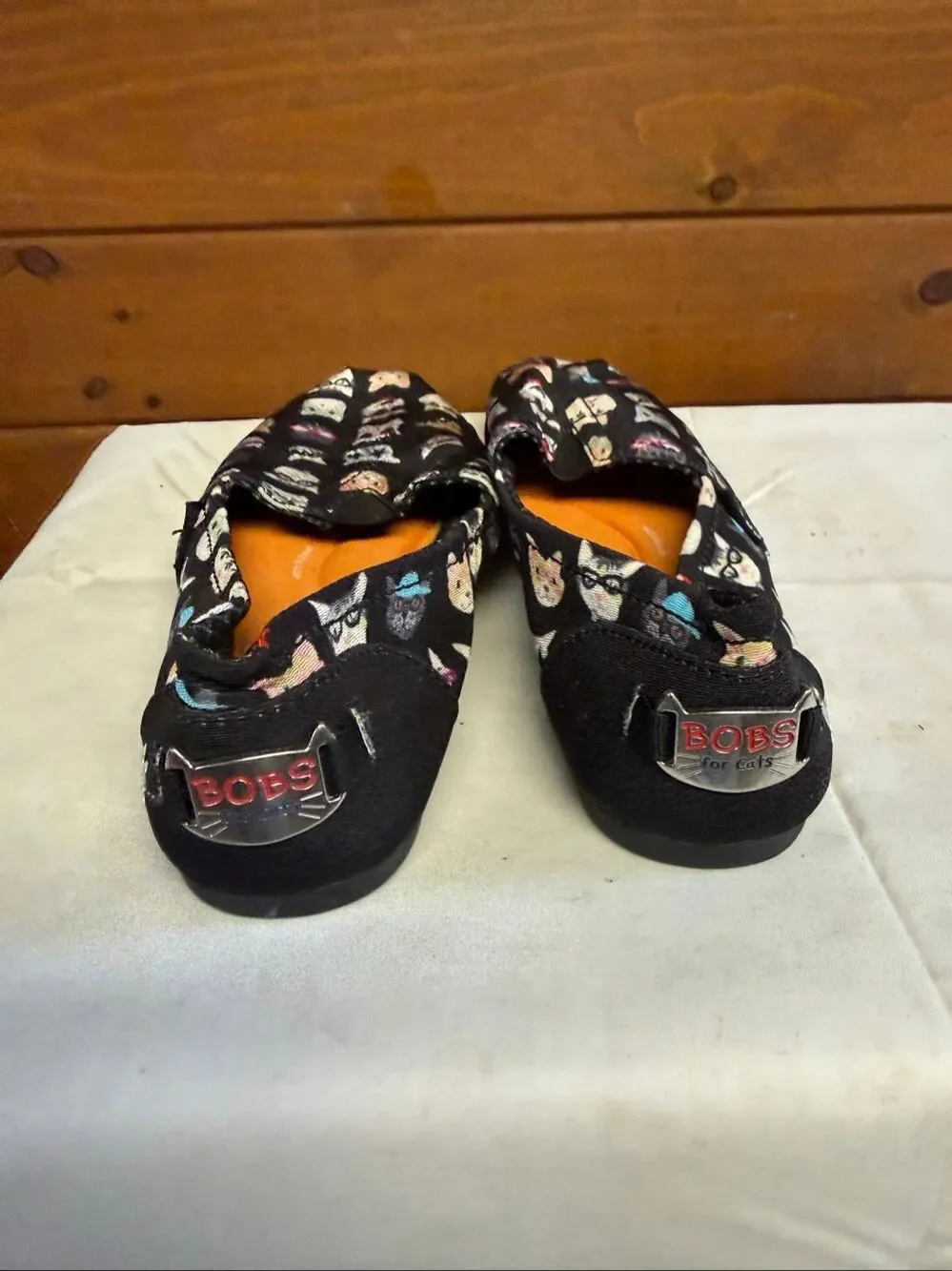 BOBS/Skechers  Kitty Cat slip-on flat shoes Sz 6 NWOT
